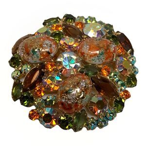 1964 Juliana D&E Gold Tone Coral Stippled Cabs Easter Egg Rhinestone Brooch Book